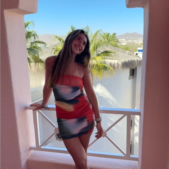 Meet your Posher, Isabela - Picture 1 of 1